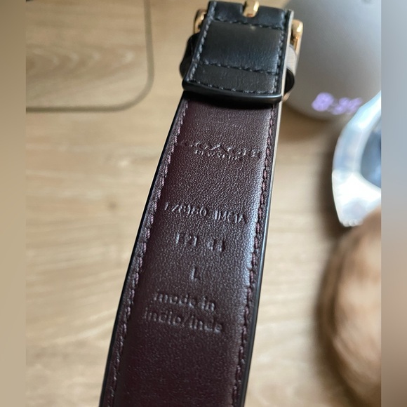 Women’s Coach Black Leather Belt - Picture 5 of 8